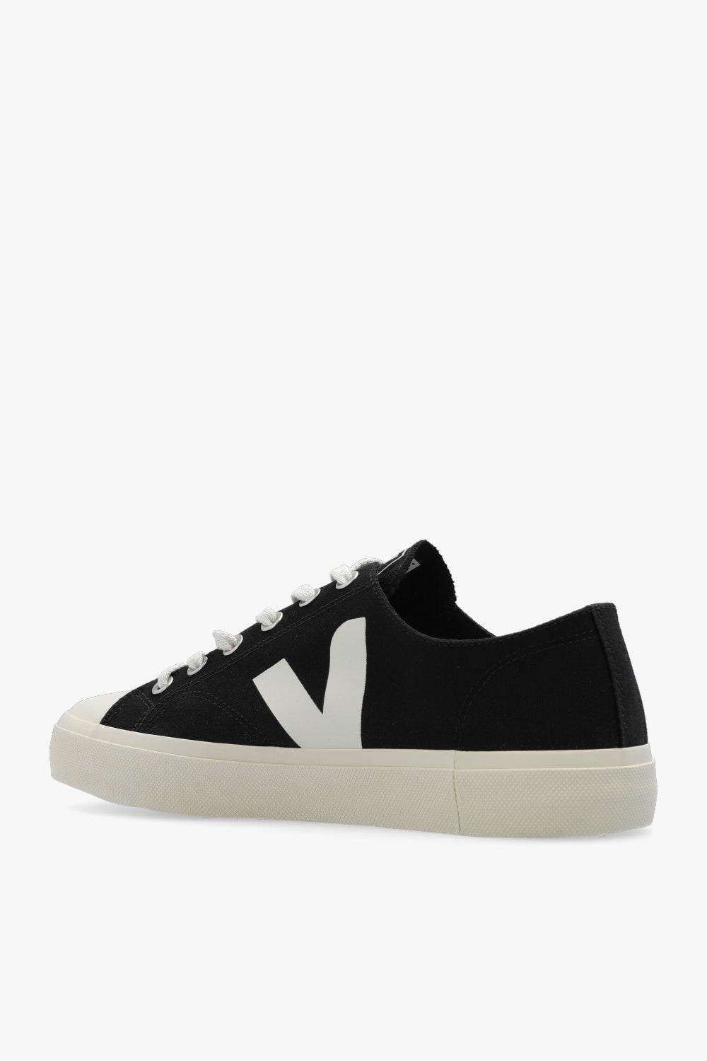 3957746 VEJA Men's Sneakers - Black/White